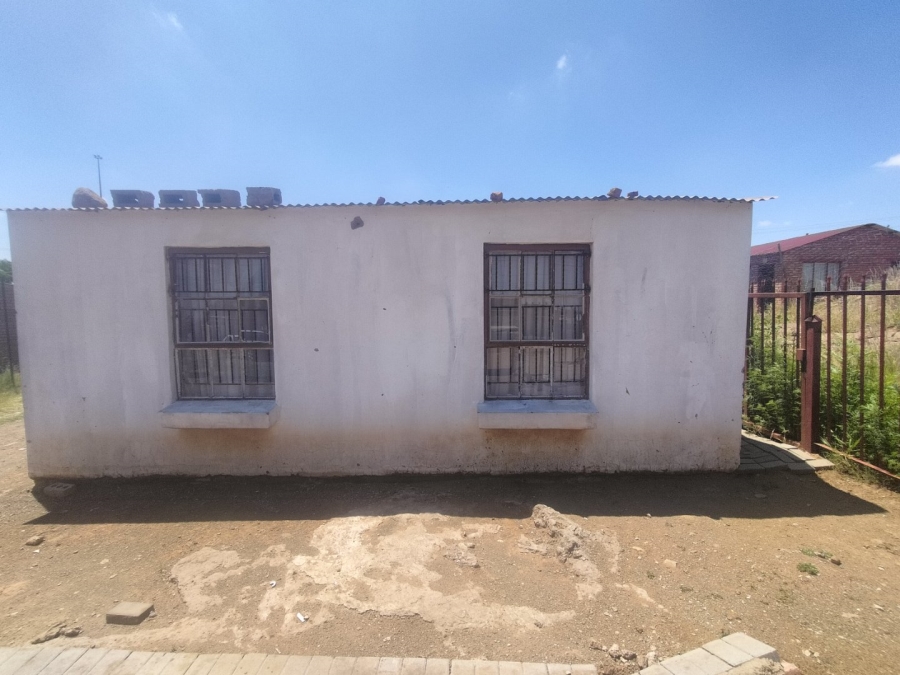 6 Bedroom Property for Sale in Zonisele Xeza Hills Free State
